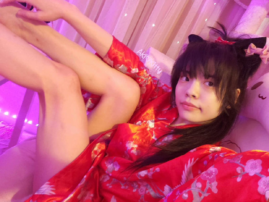 Aki Kitty