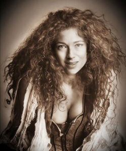 Alex Kingston
