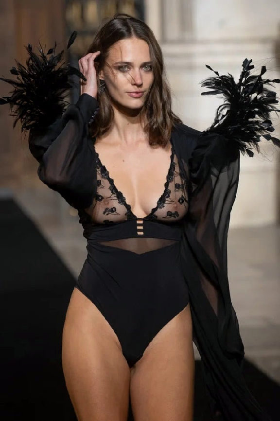 Joy Van Der Eecken
