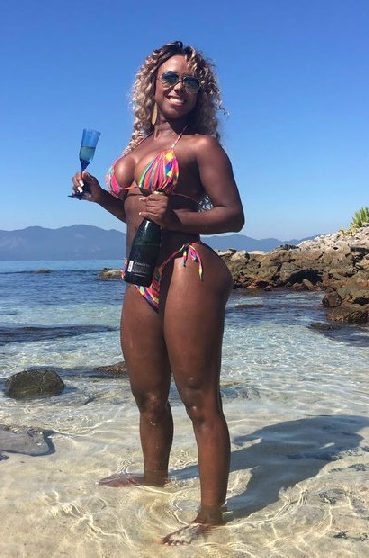 Adelia Soares