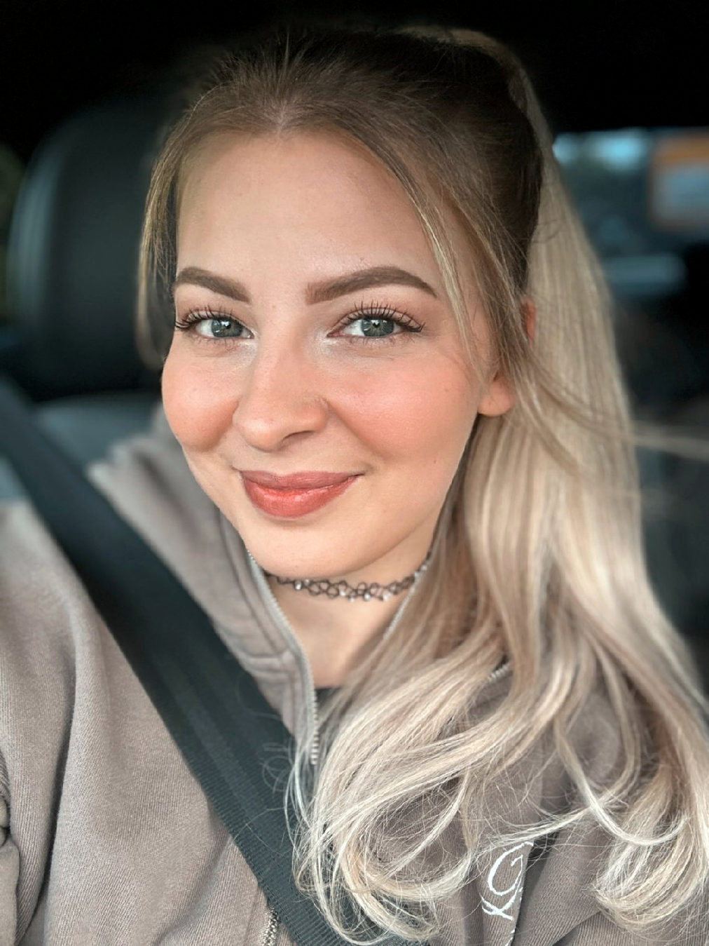 ASMR Janina