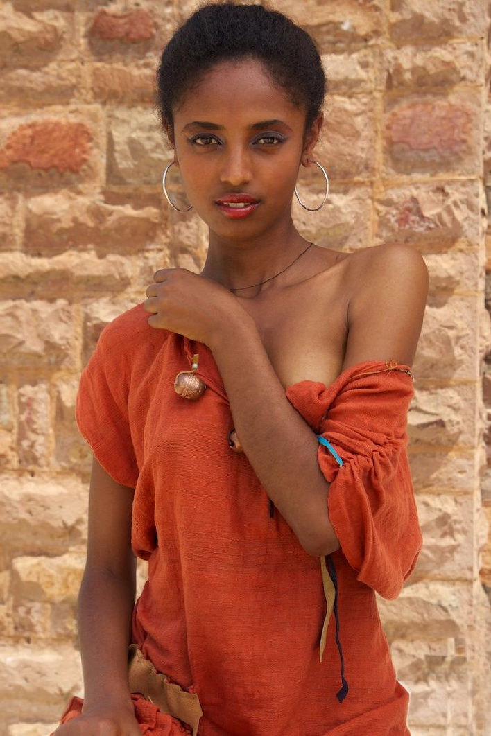 Emuye