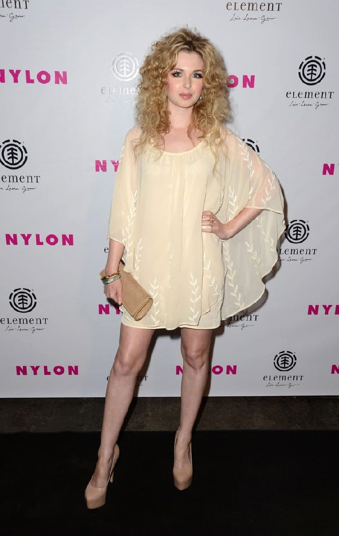 Kirsten Prout