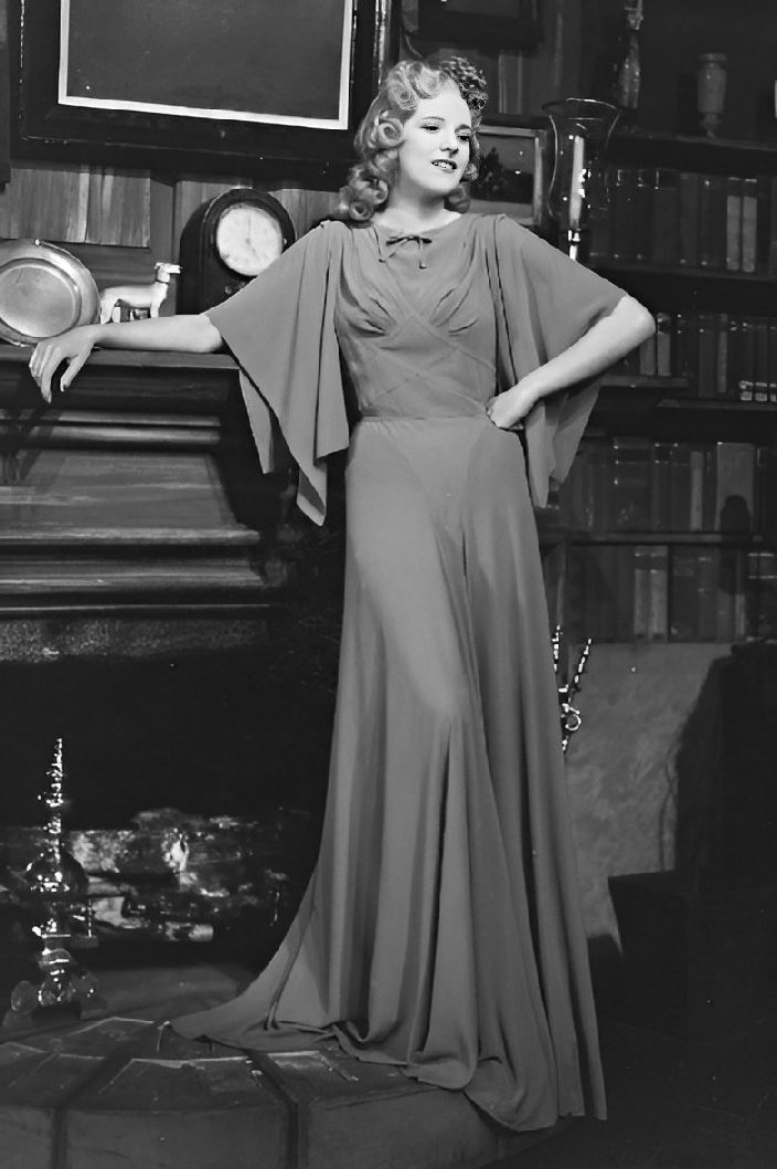 Leonora Corbett