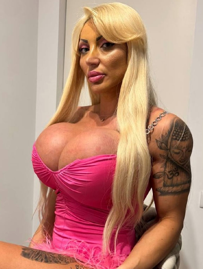 Nina Coxxx (FBB)