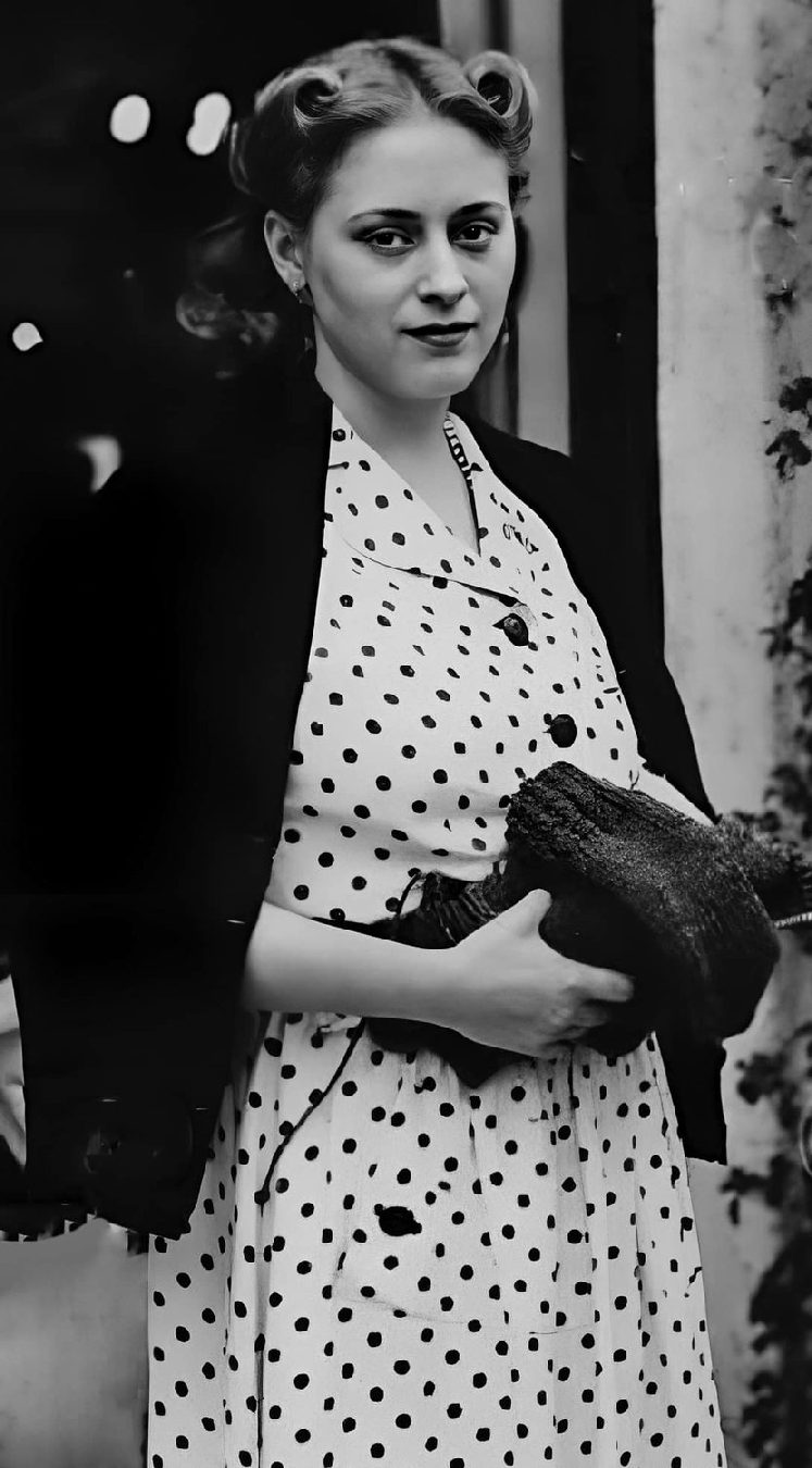 Rosemary Warburton