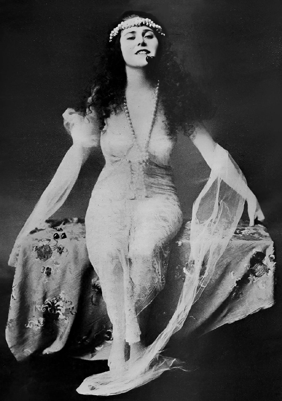 Ruth Roland